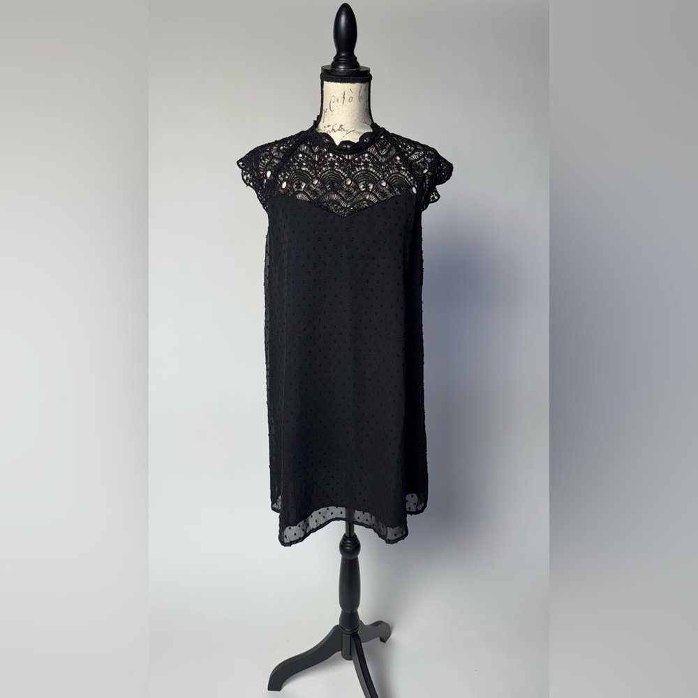 Elegant Black Lace Dress